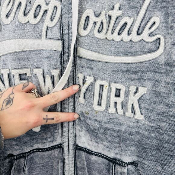 Aeropostale Gray Distressed Full Zip Sweater Women’s Size M - Picture 2 of 8